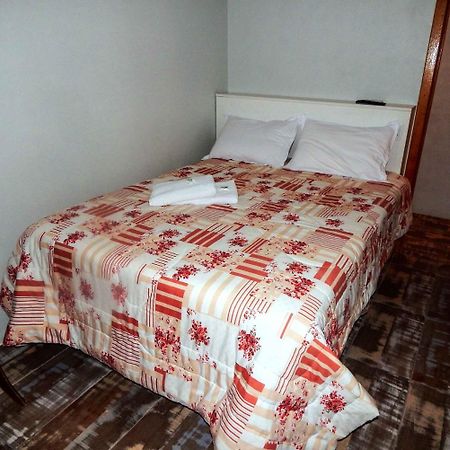 Gramado Suites Residence Possui 5 Quartos E 5 Banheiros Ngoại thất bức ảnh