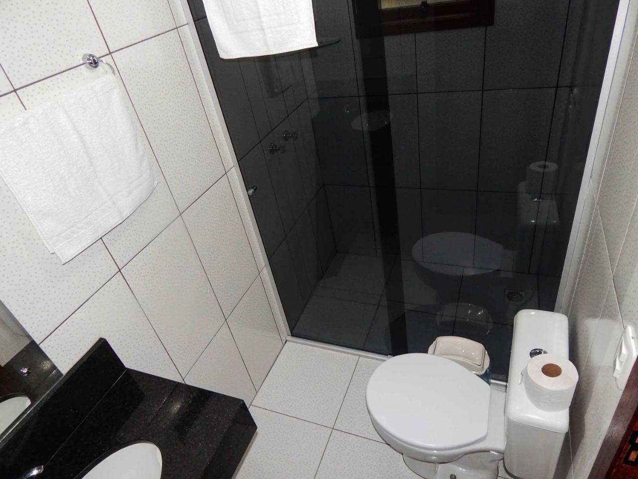 Gramado Suites Residence Possui 5 Quartos E 5 Banheiros Ngoại thất bức ảnh