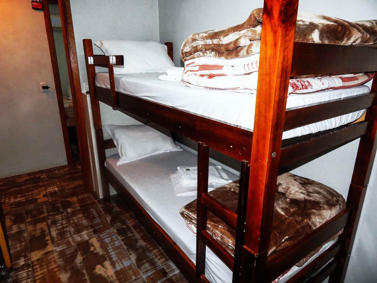 Gramado Suites Residence Possui 5 Quartos E 5 Banheiros Ngoại thất bức ảnh